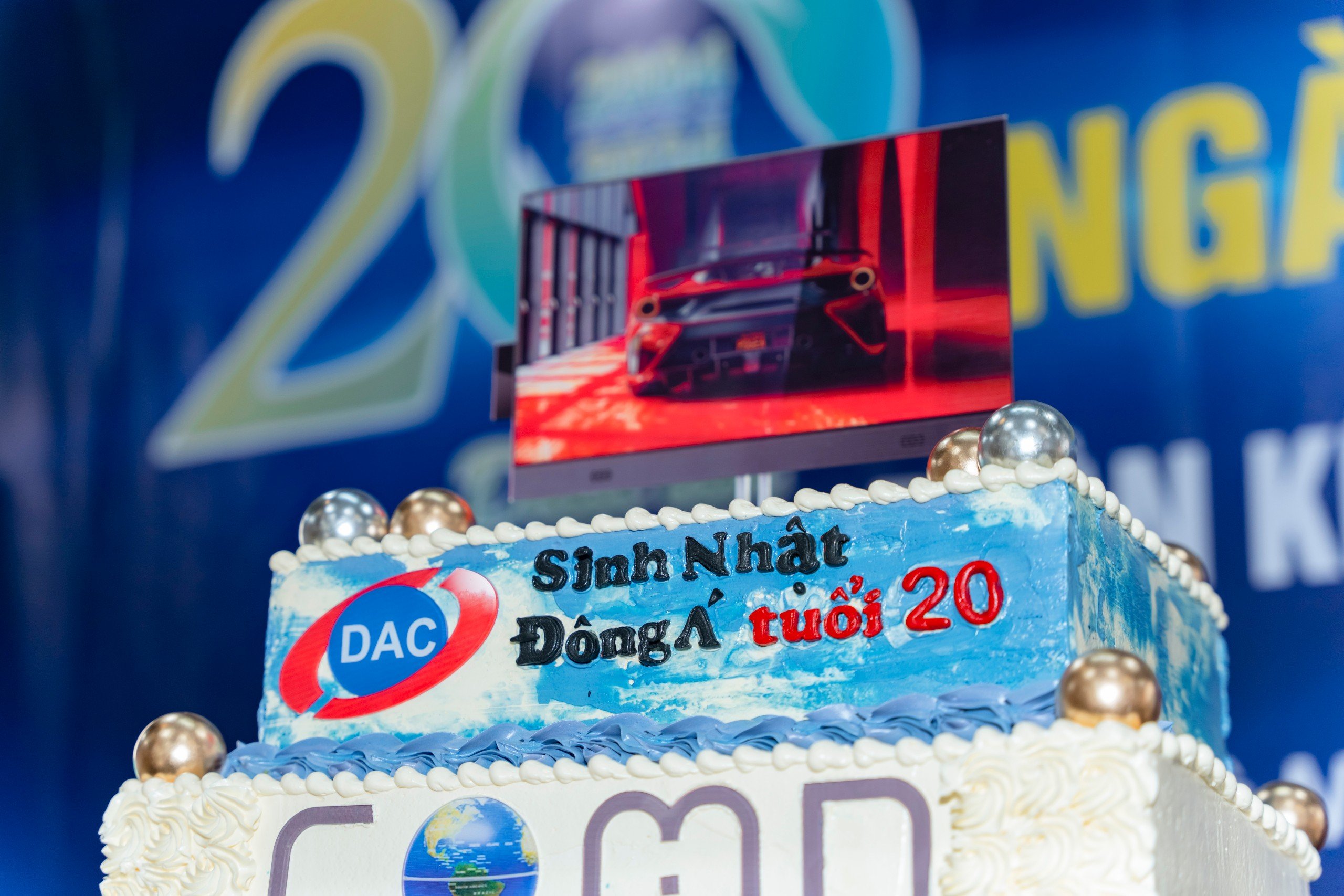 KỶ NIỆM 20 NĂM THÀNH LẬP CÔNG TY ĐÔNG Á